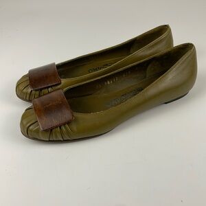 Salvatore Ferragamo | Olive Green Leather Wood Accent Ballet Flats 1970s 4.5